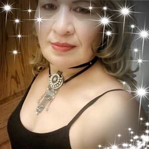 Meet your Posher, Lorena